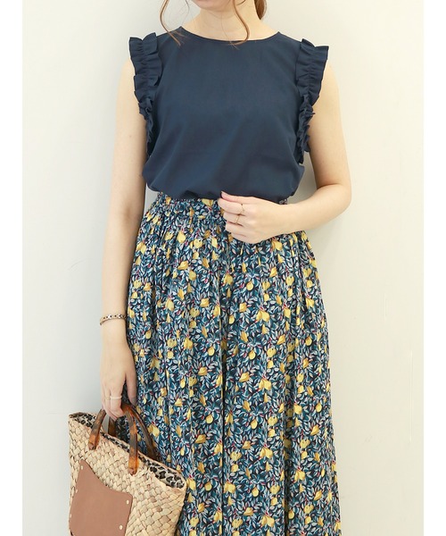 Te chichi（テチチ）の「袖口フリルノースリーブブラウス（シャツ/ブラウス・レディース・ブラウン/ネイビー/ベージュ・ﾌﾘ-）」の3枚目の写真