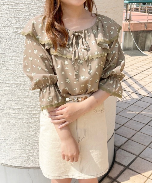 apres jour(アプレジュール)の「アソートフリルブラウス【ZOZOTOWN限定アイテム】(シャツ/ブラウス・レディース・オフホワイト/モカ/ホワイト系その他/ライトベージュ・X-LARGE/フリー)」の6枚目の写真
