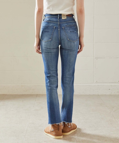 ヤヌーク インディゴブルー ブーツカットデニム Boot Cut DENIM