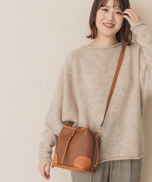 RODE SKO（ロデスコ）の「IMELDA ハンドルバイカラーミニバッグ（ショルダーバッグ・レディース・ホワイト/ベージュ/ブラウン/アイボリー・ONE）」の19枚目の写真