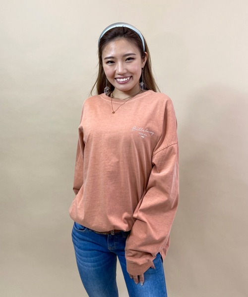 BILLABONG（ビラボン）の「BILLABONG/ビラボン ビッグシルエット バックプリントロンT BB014-052（Tシャツ/カットソー・レディース・ホワイト/ピンク/ブラウン/ブラック・M/L）」の4枚目の写真