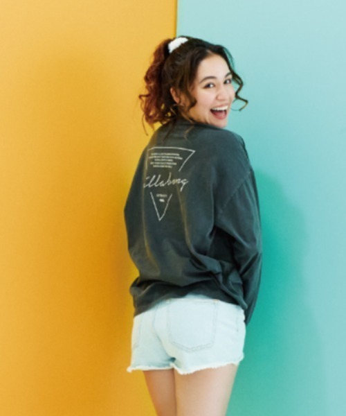 BILLABONG（ビラボン）の「BILLABONG/ビラボン ビッグシルエット バックプリントロンT BB014-052（Tシャツ/カットソー・レディース・ホワイト/ピンク/ブラウン/ブラック・M/L）」の3枚目の写真
