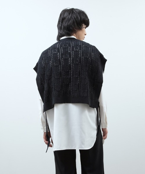 unlow（アンロー）の「透かし編みショートニットベスト（ニット/セーター・メンズ・ブラック/ブルー・FREE）」の17枚目の写真