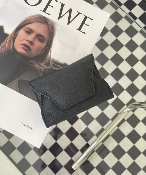 美品 BALLY マネークリップ 財布 お札入れ カードケース レザー ブラック マネークリップ 小銭入れ付き イタリアンレザー リスシオ
