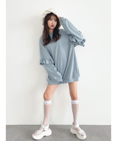 Honey Salon(ハニーサロン)の「fallin刺繍フリルミニ裏毛プルオーバー(ワンピース・レディース・ホワイト/ブラック/ブルー・FREE)」の6枚目の写真