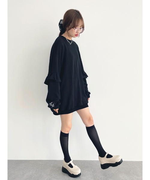 Honey Salon(ハニーサロン)の「fallin刺繍フリルミニ裏毛プルオーバー(ワンピース・レディース・ホワイト/ブラック/ブルー・FREE)」の13枚目の写真