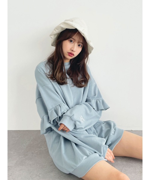 Honey Salon(ハニーサロン)の「fallin刺繍フリルミニ裏毛プルオーバー(ワンピース・レディース・ホワイト/ブラック/ブルー・FREE)」の20枚目の写真