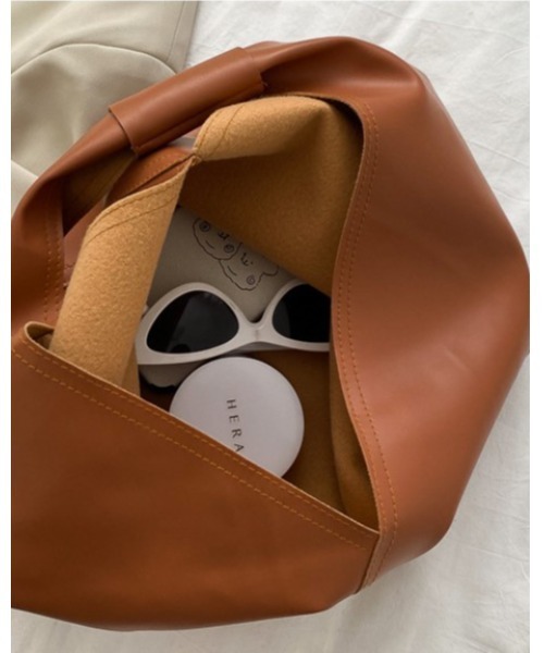 Ritzy（リッツィー）の「トライアングルマルシェトートバッグ（トートバッグ・レディース・ホワイト/ブラック/ブラウン・FREE）」の7枚目の写真