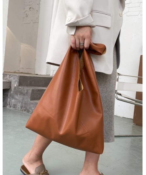 Ritzy（リッツィー）の「トライアングルマルシェトートバッグ（トートバッグ・レディース・ホワイト/ブラック/ブラウン・FREE）」の9枚目の写真