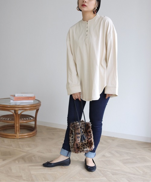 HER CLOSET(ハークローゼット)の「【shemoshelly】コットン100%ステッチプルオーバー(Tシャツ/カットソー・レディース・ブラック/グリーン/アイボリー・M)」の6枚目の写真