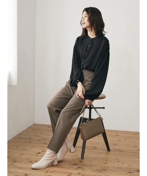 ELENCARE DUE（エレンカーレデュエ）の「・ELENCARE DUE ボリュームスリーブブラウス＊（シャツ/ブラウス・レディース・ベージュ/ブルー/アイボリー/ブラック・FREE）」の6枚目の写真