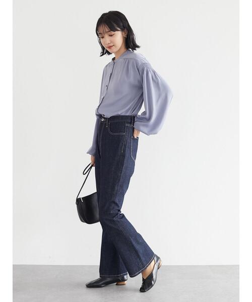 ELENCARE DUE（エレンカーレデュエ）の「・ELENCARE DUE ボリュームスリーブブラウス＊（シャツ/ブラウス・レディース・ベージュ/ブルー/アイボリー/ブラック・FREE）」の10枚目の写真