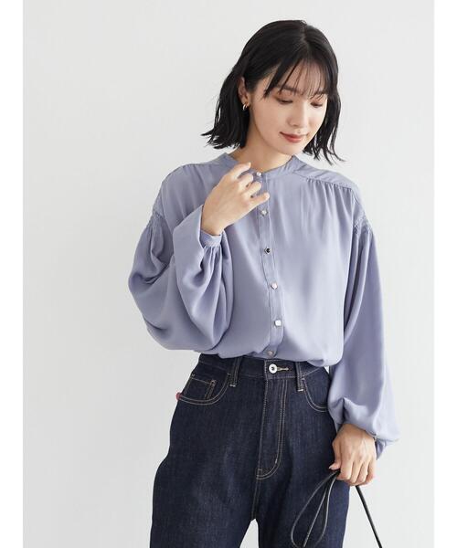 ELENCARE DUE（エレンカーレデュエ）の「・ELENCARE DUE ボリュームスリーブブラウス＊（シャツ/ブラウス・レディース・ベージュ/ブルー/アイボリー/ブラック・FREE）」の12枚目の写真