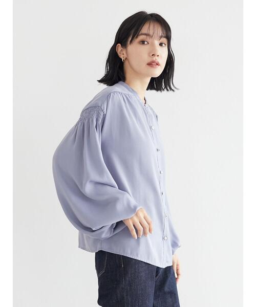 ELENCARE DUE（エレンカーレデュエ）の「・ELENCARE DUE ボリュームスリーブブラウス＊（シャツ/ブラウス・レディース・ベージュ/ブルー/アイボリー/ブラック・FREE）」の13枚目の写真