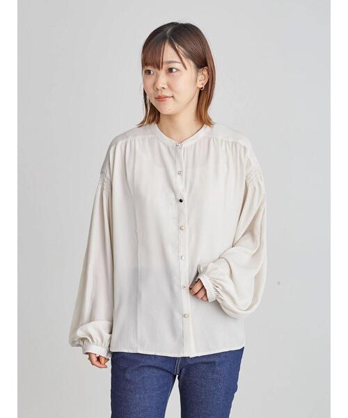 ELENCARE DUE（エレンカーレデュエ）の「・ELENCARE DUE ボリュームスリーブブラウス＊（シャツ/ブラウス・レディース・ベージュ/ブルー/アイボリー/ブラック・FREE）」の16枚目の写真