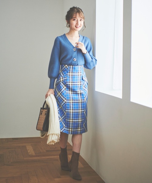 31 Sons de mode（トランテアン　ソン　ドゥ　モード）の「ビジューカーディガン（カーディガン/ボレロ・レディース・ブルー/ブラック/ピンク・36）」の17枚目の写真