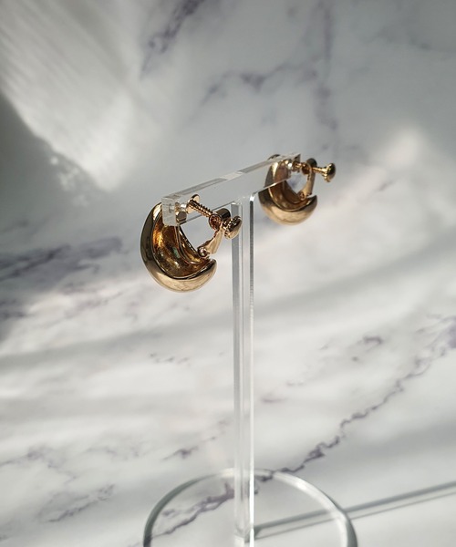 CEMONEMO（セモネモ）の「ぷっくり ボリューム イヤリングメタル（イヤリング・レディース・シルバー/ゴールド・FREE）」の10枚目の写真