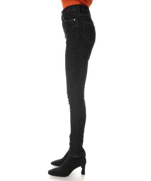 SLY（スライ）の「Lycra HW SLIM PT-A ライクラ ハイウエスト スリム デニムパンツ（デニムパンツ・レディース・ブルー・22inch/25inch/26inch/24inch/23inch）」の5枚目の写真