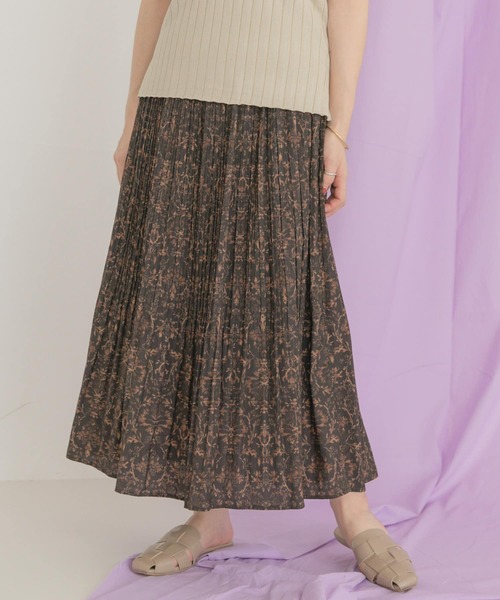 ITEMS URBANRESEARCH（アイテムズ アーバンリサーチ）の「ダマスクガラワッシャースカート（スカート・レディース・アイボリー/ブラック/ブルー・FREE）」の3枚目の写真