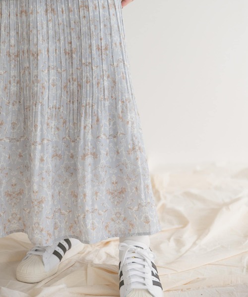 ITEMS URBANRESEARCH（アイテムズ アーバンリサーチ）の「ダマスクガラワッシャースカート（スカート・レディース・アイボリー/ブラック/ブルー・FREE）」の14枚目の写真