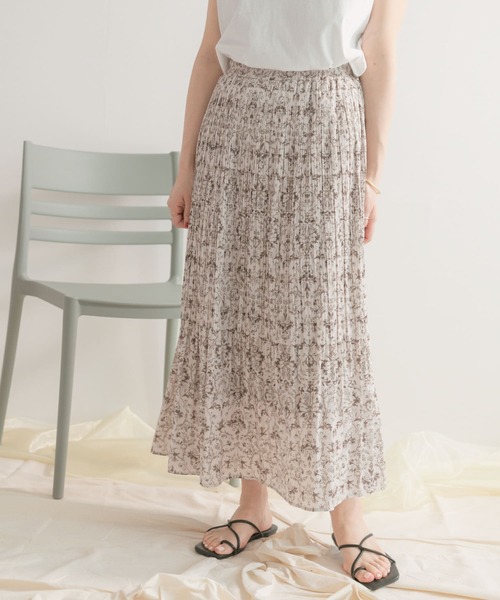 ITEMS URBANRESEARCH（アイテムズ アーバンリサーチ）の「ダマスクガラワッシャースカート（スカート・レディース・アイボリー/ブラック/ブルー・FREE）」の18枚目の写真