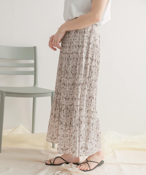 ITEMS URBANRESEARCH（アイテムズ アーバンリサーチ）の「ダマスクガラワッシャースカート（スカート・レディース・アイボリー/ブラック/ブルー・FREE）」の20枚目の写真