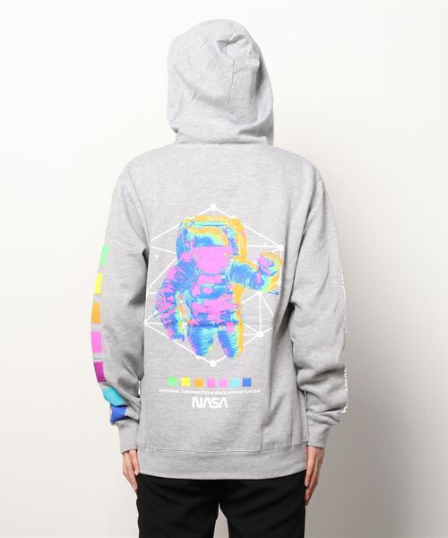 NASA(ナサ)の「【NASA】SWEAT PULLPARKA(パーカー・メンズ・ブラック/グレー・MEDIUM/LARGE/X-LARGE)」の4枚目の写真
