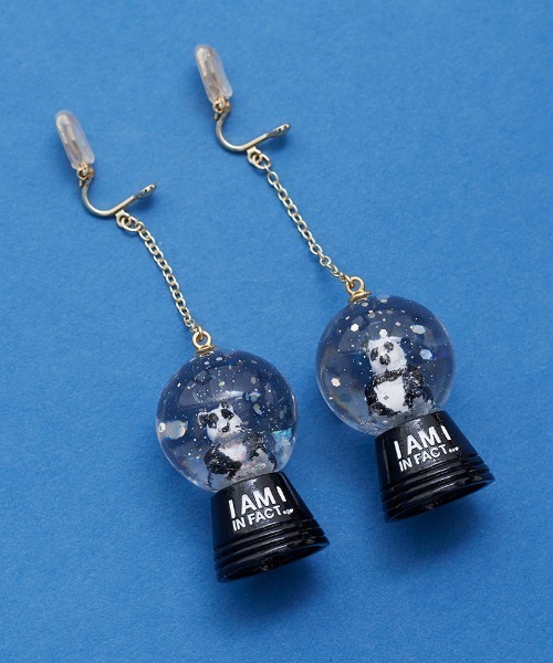 I am I in fact...（アイアムアイインファクト）の「SNOWDOME panda! ピアス / イヤリング（ピアス（両耳用）・レディース・ブラック/ブラック系その他・FREE）」の4枚目の写真