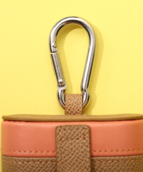 TAKEO KIKUCHI（タケオキクチ）の「◆BOX入り カラビナ付き Bluetoothイヤフォンケース（その他・メンズ・ダークグレー/ブラック/ネイビー/ブラウン系その他・00）」の17枚目の写真