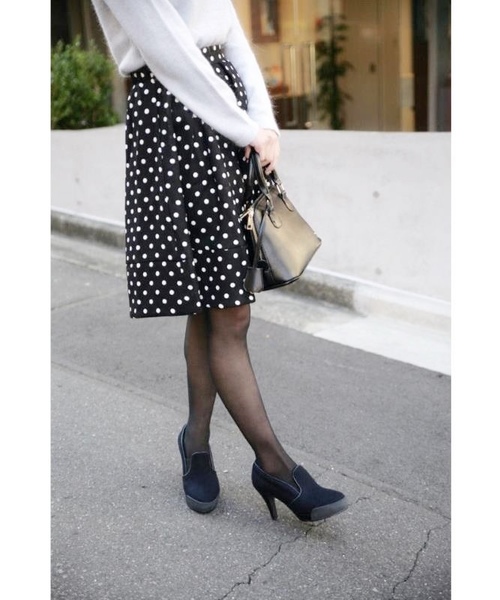 Chico（チコ）の「グログランミモレSK（スカート・レディース・レッド/ブラック系その他/ベージュ・FREE）」の4枚目の写真