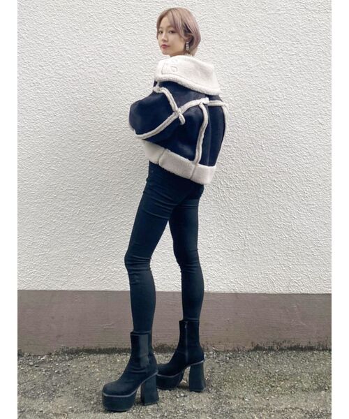 EMODA（エモダ）の「サイドゴアタンクブーツ（ブーツ・レディース・ブラック/その他・SMALL/MEDIUM/LARGE）」の21枚目の写真