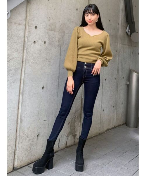 EMODA（エモダ）の「サイドゴアタンクブーツ（ブーツ・レディース・ブラック/その他・SMALL/MEDIUM/LARGE）」の17枚目の写真