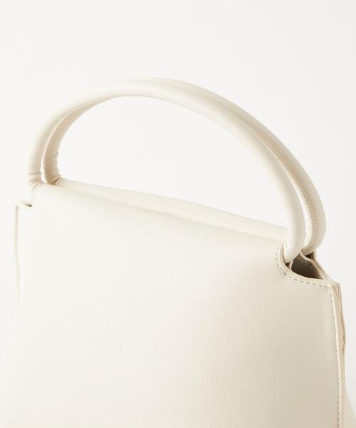 green label relaxing（グリーンレーベルリラクシング）の「2ハンドル MID 2WAY バッグ（ショルダーバッグ・レディース・ブラック/オフホワイト/ケリー・FREE）」の18枚目の写真