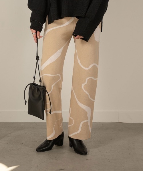 Amiur（エミレ）の「nuance knit pants（その他パンツ・レディース・ベージュ/マスタード・FREE）」の3枚目の写真