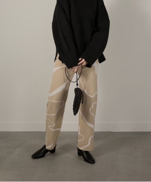 Amiur（エミレ）の「nuance knit pants（その他パンツ・レディース・ベージュ/マスタード・FREE）」の6枚目の写真