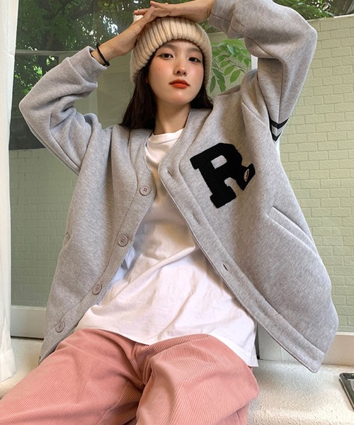 meJane(ミージェーン)の「Rサガラ刺繍ワッペンロゴスウェットカーディガン【ZOZOTOWN限定】(カーディガン/ボレロ・レディース・ブラック/グレー/アイボリー・FREE)」の7枚目の写真