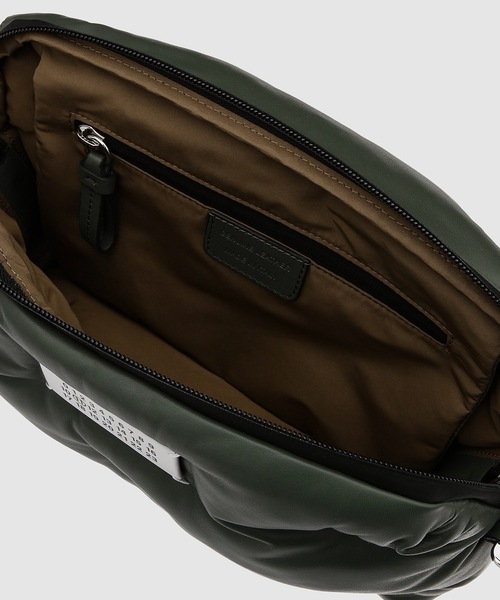 Maison Margiela(メゾンマルジェラ)の「BELT BAG(ショルダーバッグ・メンズ・ブラック/カーキ・ONESIZE)」の8枚目の写真