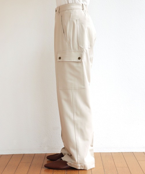 andme(アンドミー)の「ツイル2wayカーゴパンツ(カーゴパンツ・レディース・ブラック/ネイビー/ダークカーキ/キナリ・M/L)」の6枚目の写真