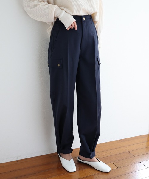 andme(アンドミー)の「ツイル2wayカーゴパンツ(カーゴパンツ・レディース・ブラック/ネイビー/ダークカーキ/キナリ・M/L)」の5枚目の写真