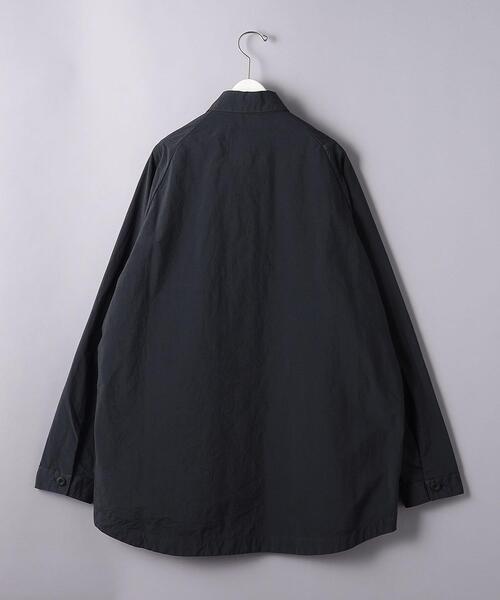 TEATORA(テアトラ)の「<TEATORA(テアトラ)> パッカブル カートリッジ シャツ■■■(シャツ/ブラウス・メンズ・ダークグレー・2/3/4)」の2枚目の写真