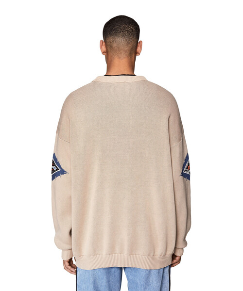 DIESEL（ディーゼル）の「メンズ ニット オーバーサイズ ジャガード（ニット/セーター・メンズ・ライトグレー/ブルー・X-LARGE/MEDIUM/SMALL/LARGE）」の14枚目の写真