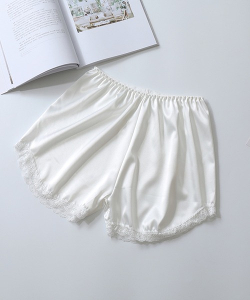 SAISON DE PAPILLON（セゾンドパピヨン）の「インナーペチパンツ（インナーウェア/肌着・レディース・ホワイト/ブラック・フリー）」の2枚目の写真