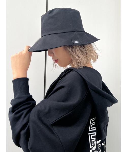 EGOIST（エゴイスト）の「ピスネーム付バケットハット（ハット・レディース・ブラック・FREE）」の2枚目の写真