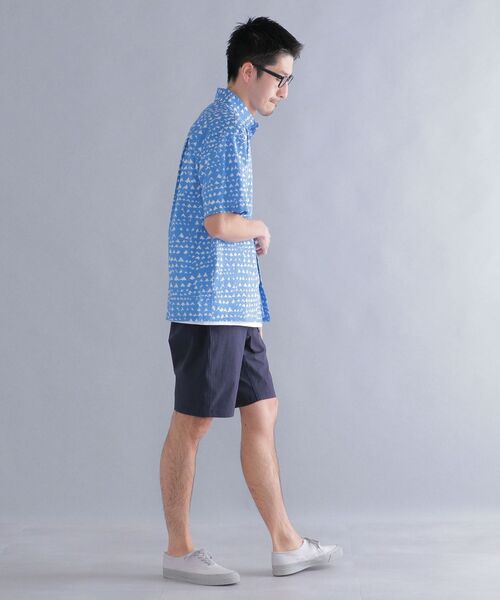 SHIPS(シップス)の「SHIPS: シワ加工 モチーフ レギュラーカラーシャツ S/S(シャツ/ブラウス・メンズ・ライトグレー/ライトブルー/ネイビー・SMALL/MEDIUM/LARGE/X-LARGE)」の11枚目の写真