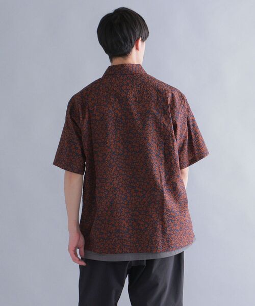 SHIPS(シップス)の「SHIPS: シワ加工 モチーフ レギュラーカラーシャツ S/S(シャツ/ブラウス・メンズ・ライトグレー/ライトブルー/ネイビー・SMALL/MEDIUM/LARGE/X-LARGE)」の8枚目の写真