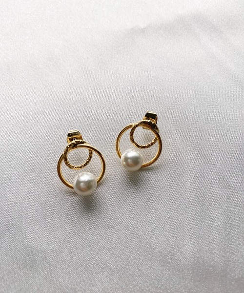 iso（イソ）の「サークルポイントパールピアス（ピアス（両耳用）・レディース・ピンク/シルバー/ゴールド・FREE）」の8枚目の写真