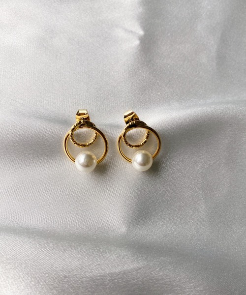 iso（イソ）の「サークルポイントパールピアス（ピアス（両耳用）・レディース・ピンク/シルバー/ゴールド・FREE）」の9枚目の写真