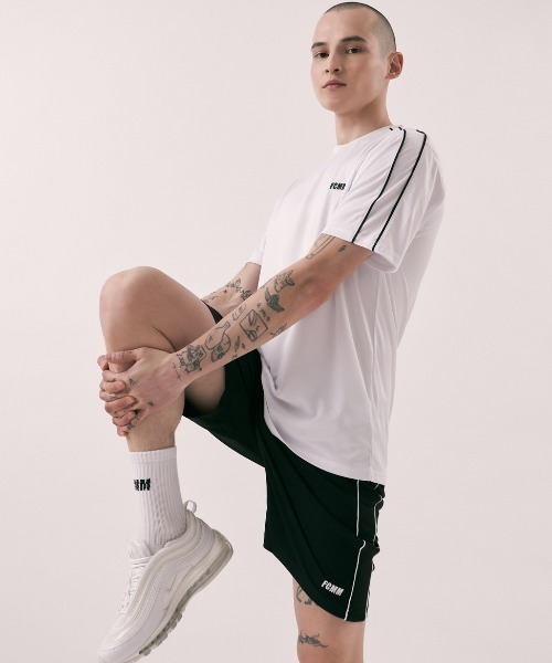FCMM(エフシーエムエム)の「CLUB PIPING JERSEY/クラブパイピングジャージー(Tシャツ/カットソー・メンズ・ホワイト/ブラック・MEDIUM/LARGE)」の14枚目の写真