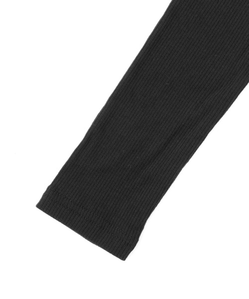 Figments（フィグメンツ）の「オフショルトップス（Tシャツ/カットソー・レディース・ブラック/ホワイト・FREE）」の6枚目の写真