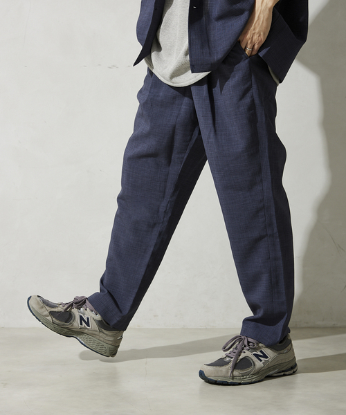 JOURNAL STANDARD relume（ジャーナルスタンダード　レリューム）の「TEC LINEN ワンタックスラックス（スラックス・メンズ・ブラック/ベージュ/ネイビー・SMALL/MEDIUM/LARGE）」の17枚目の写真